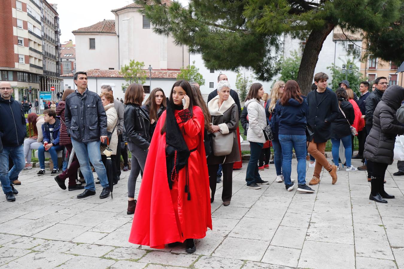 Fotos: La procesión de Penitencia y Caridad de Valladolid, suspendida por la lluvia