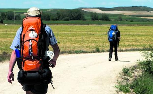 Caminantes cerca de Puente Fitero. 