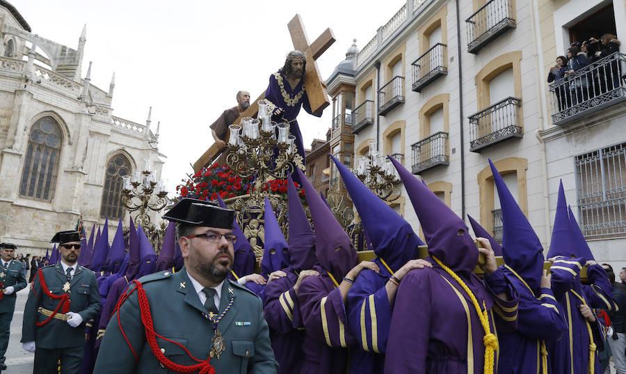 Fotos: La procesión de Los Pasos entre San Pablo y la Catedral