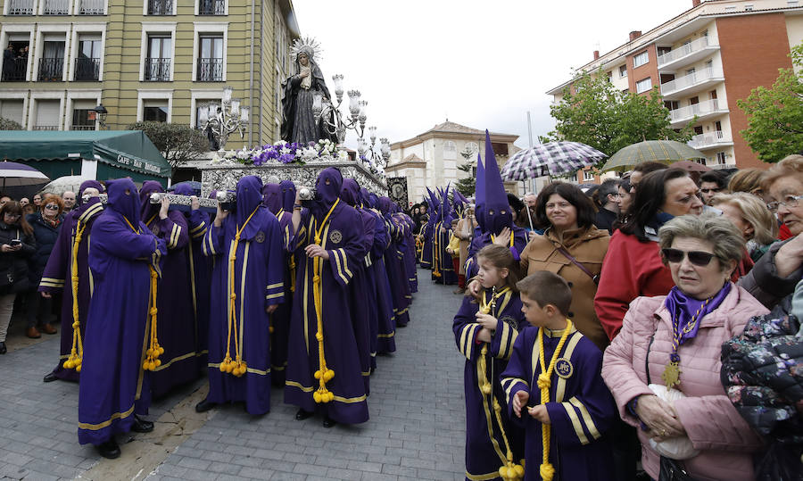 Fotos: La procesión de Los Pasos entre San Pablo y la Catedral