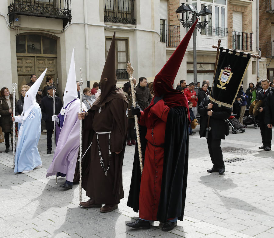 Fotos: La procesión de Los Pasos entre San Pablo y la Catedral