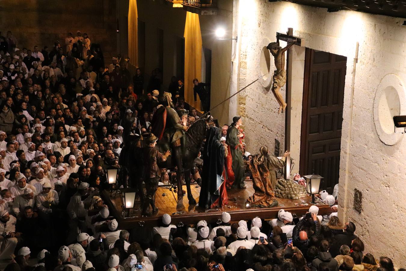 Fotos: Procesión del Dolor y La Soledad en Medina de Rioseco