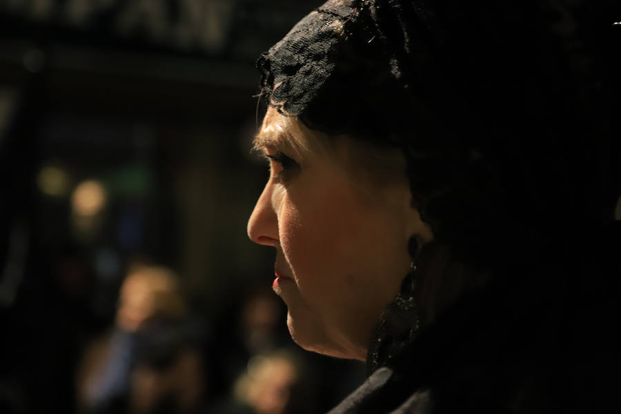 2.500 cofrades participaron en la procesión, que contó en todo momento con el acompañamiento musical de la Agrupación Virgen de la Vega y de la Banda Municipal de Alba de Tormes