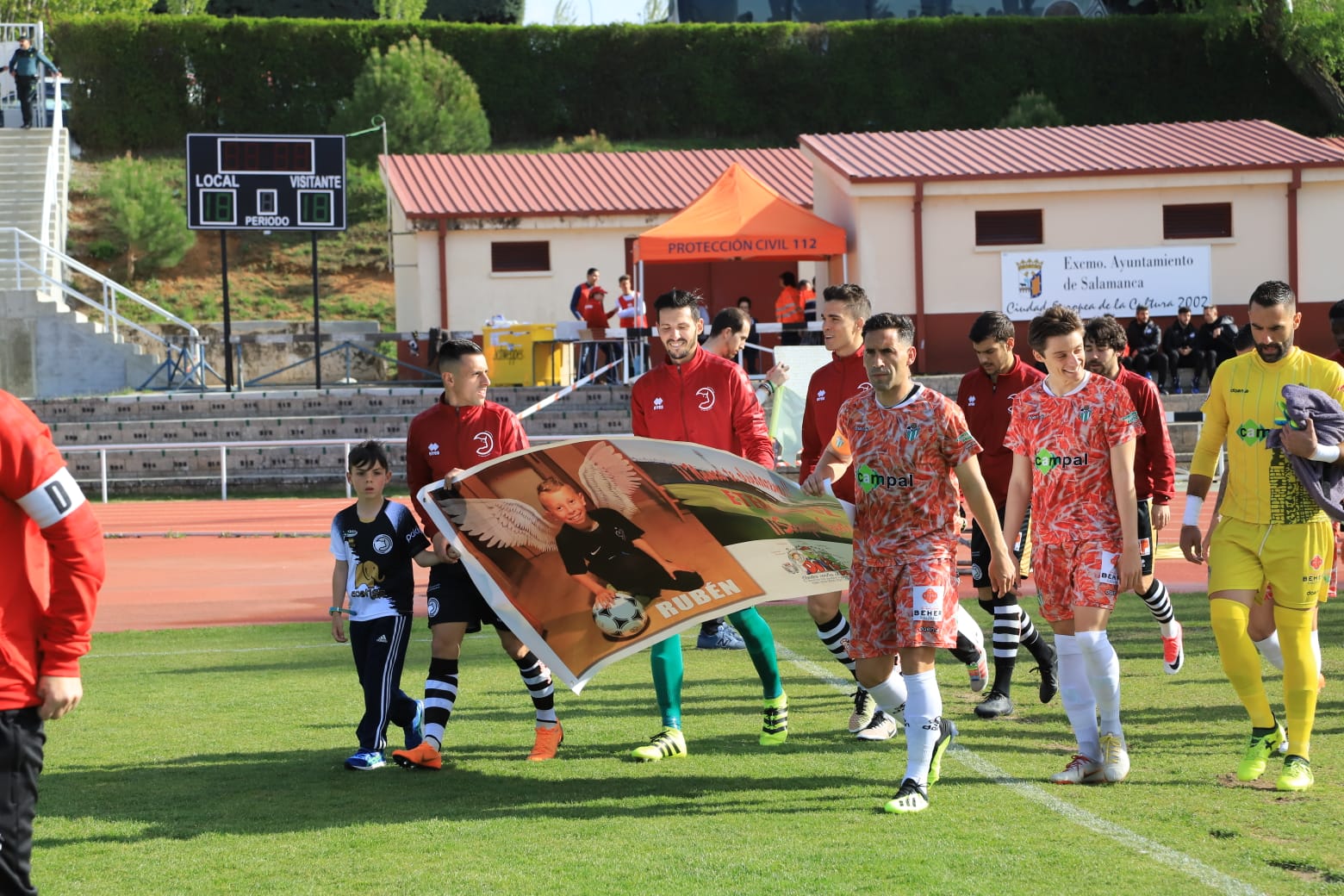 El equipo de la capital vence con un tanto de penalti de Carlos de la Navega y aleja a los chacineros del sueño de pelear por el play-off (1-0)