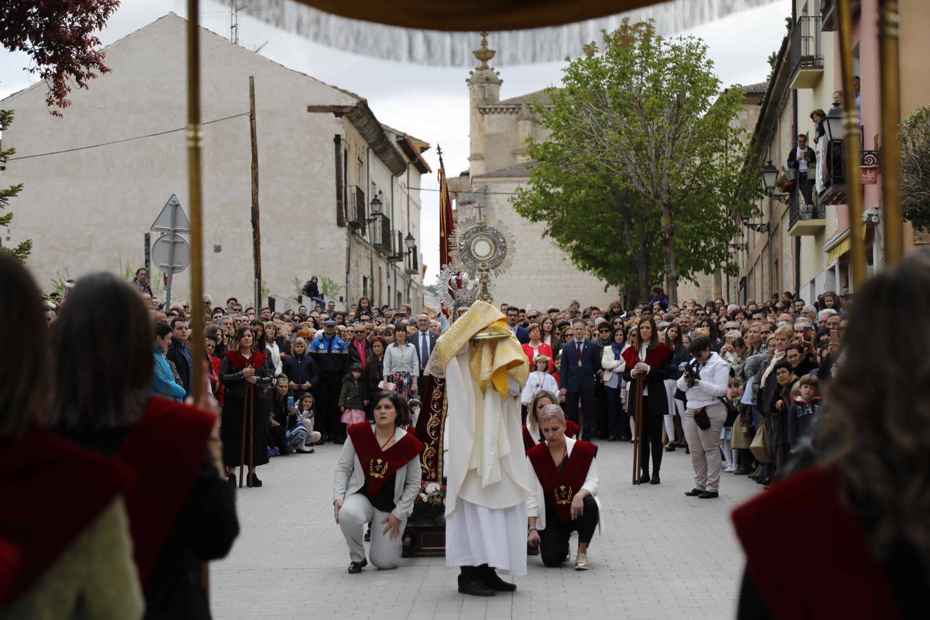 La Virgen de la Asunción fue portada por primera vez en la historia por cuatro mujeres 