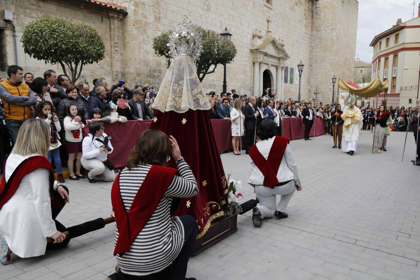La Virgen de la Asunción fue portada por primera vez en la historia por cuatro mujeres 