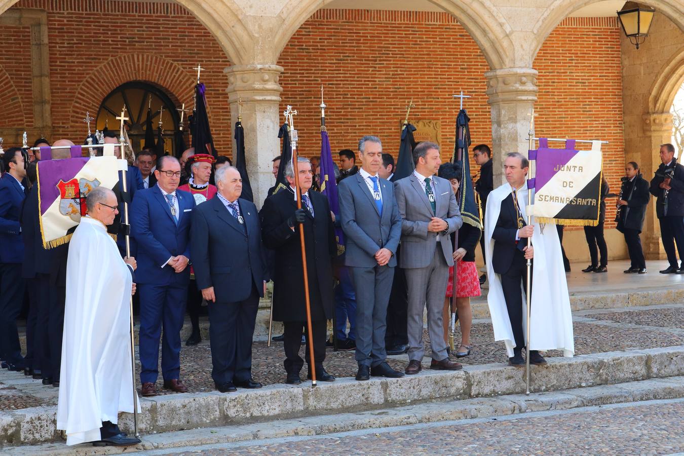 Fotos: Procesión de Cristo Resucitado y el Santo Encuentro en Medina de Rioseco