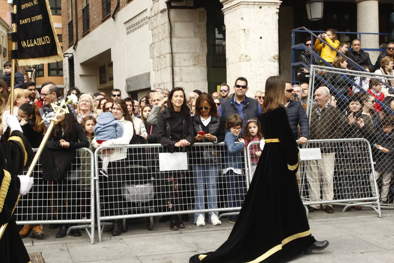 Fotos: Público en la Procesión del Encuentro en Valladolid (2/4)
