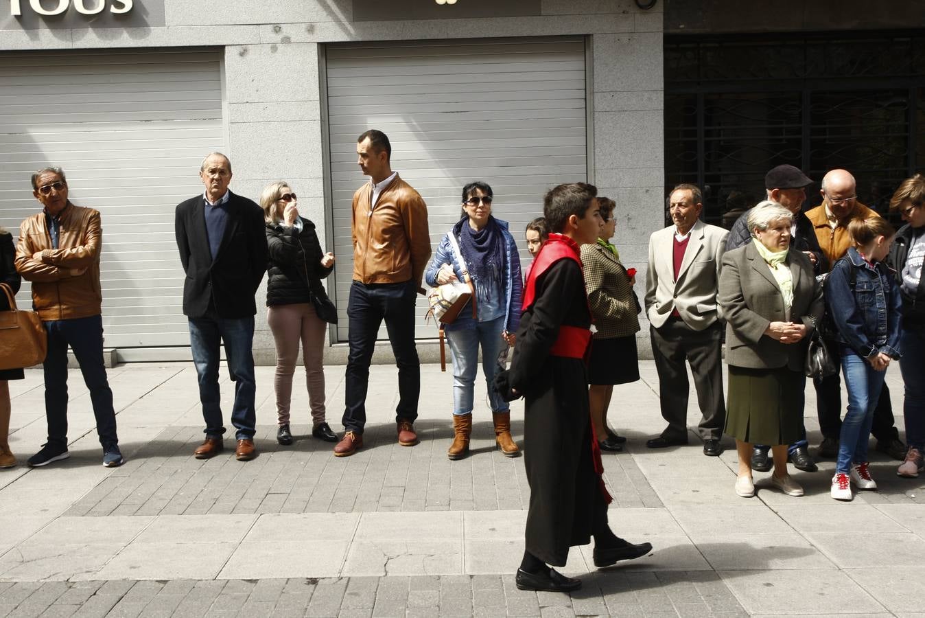 Fotos: Público en la Procesión del Encuentro en Valladolid (3/4)