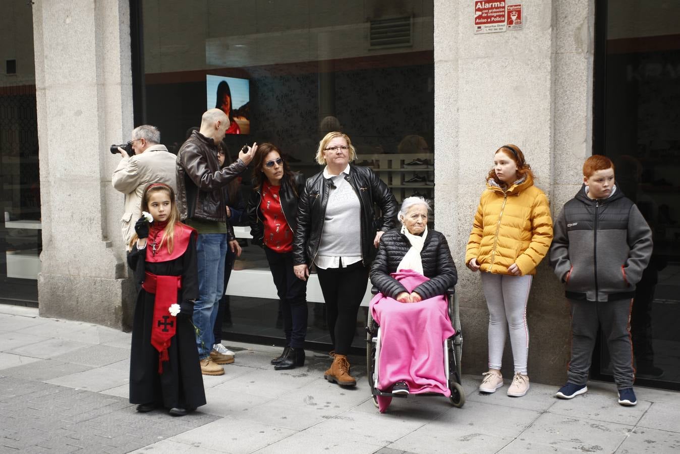 Fotos: Público en la Procesión del Encuentro en Valladolid (3/4)