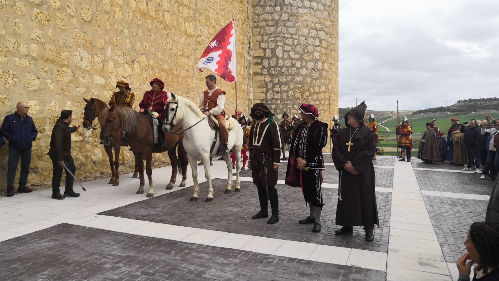 Fotos: Mercado Comunero en Torrelobatón