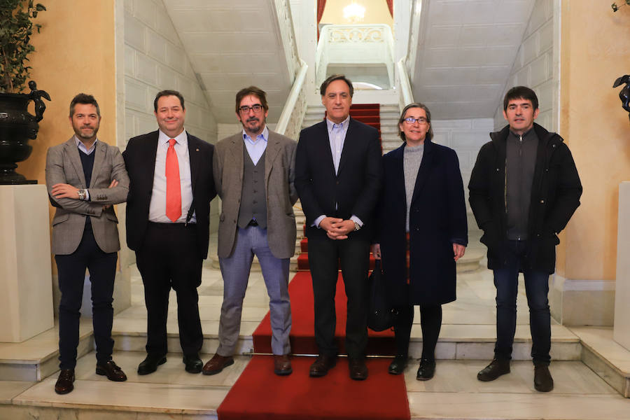 Fotos: Miles de Libros invaden la Plaza Mayor de Salamanca