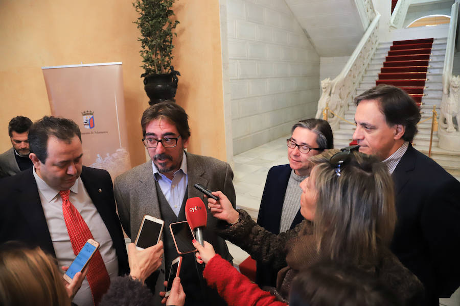 Fotos: Miles de Libros invaden la Plaza Mayor de Salamanca
