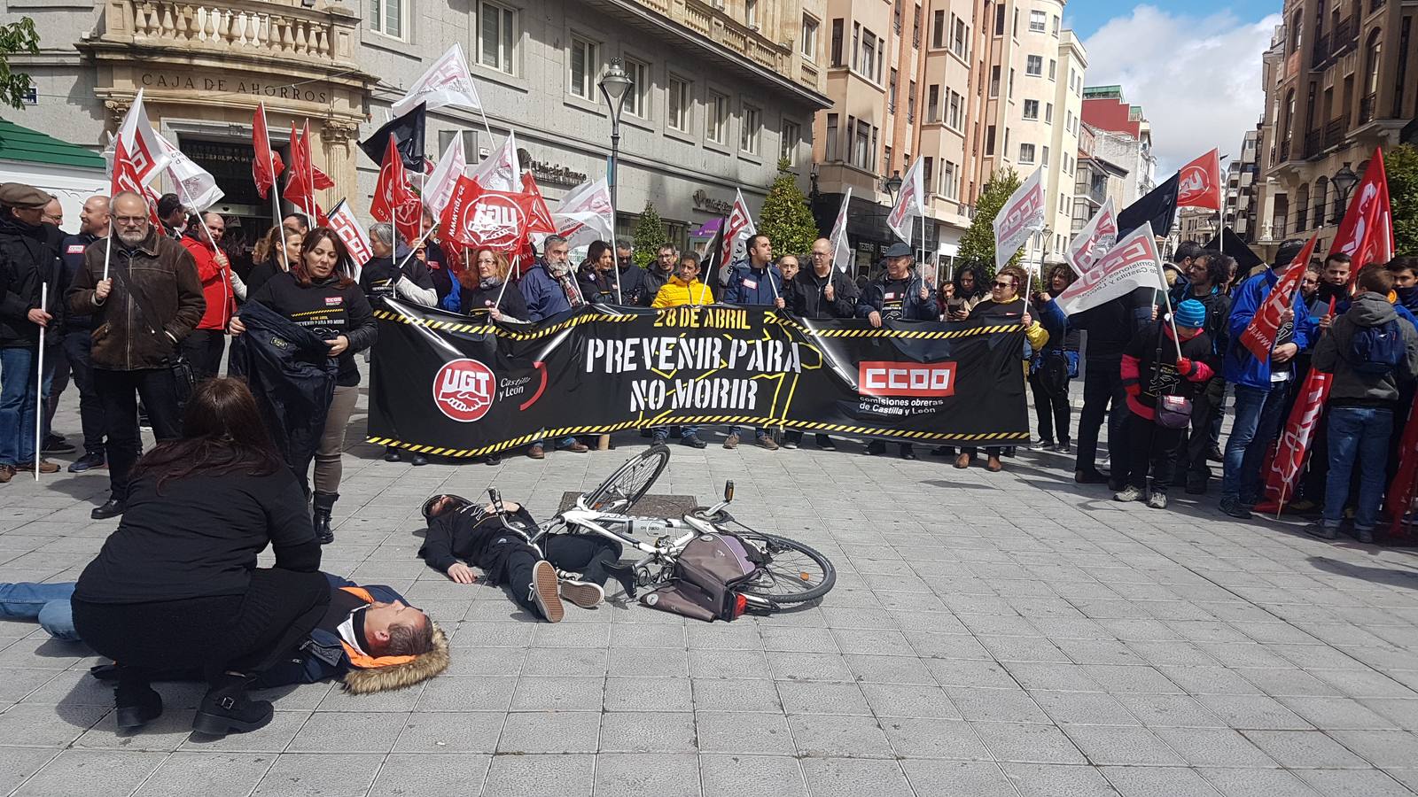 Fotos: Día Internacional de Salud y Seguridad en el Trabajo en Valladolid