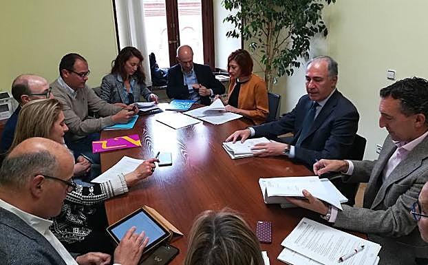 Reunión de la Mesa del Comercio.