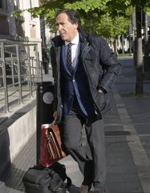 Imagen secundaria 2 - «Davinia es inocente, es una persona muy confiada», alega el abogado de la madre de Sara