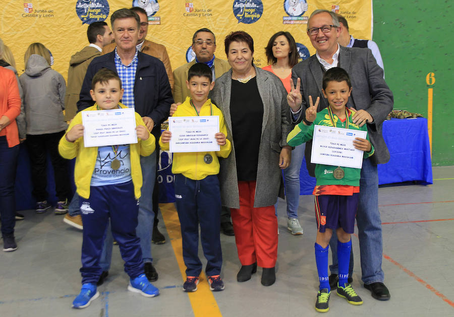 Fotos: Entrega de premios de los Juegos Escolares (1)