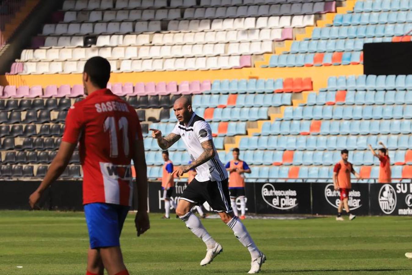 Fotos: Partido entre el Salamanca CF y el CDA Navalcarnero