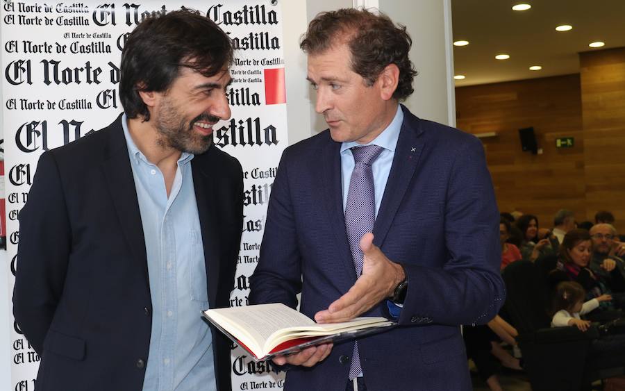 Fotos: Aula de Cultura con Juan del Val