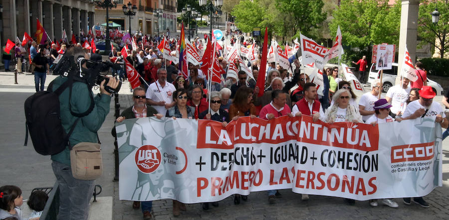 Fotos: Manifestación del Primero de Mayo en Segovia