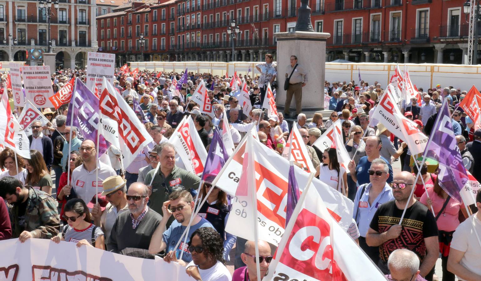 Fotos: Manifestación del Primero de Mayo en Valladolid