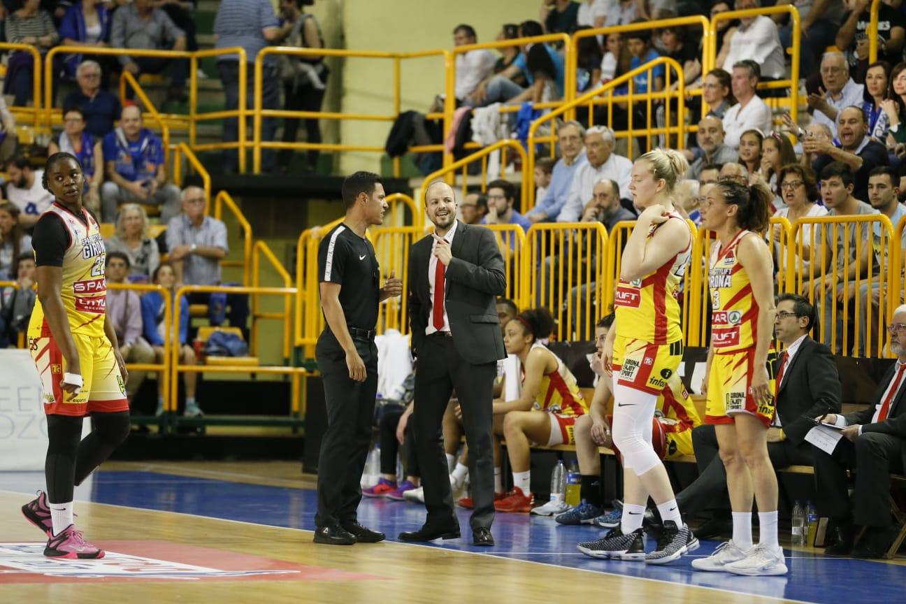 Fotos: Primer partido de la final Avenida-Girona 1