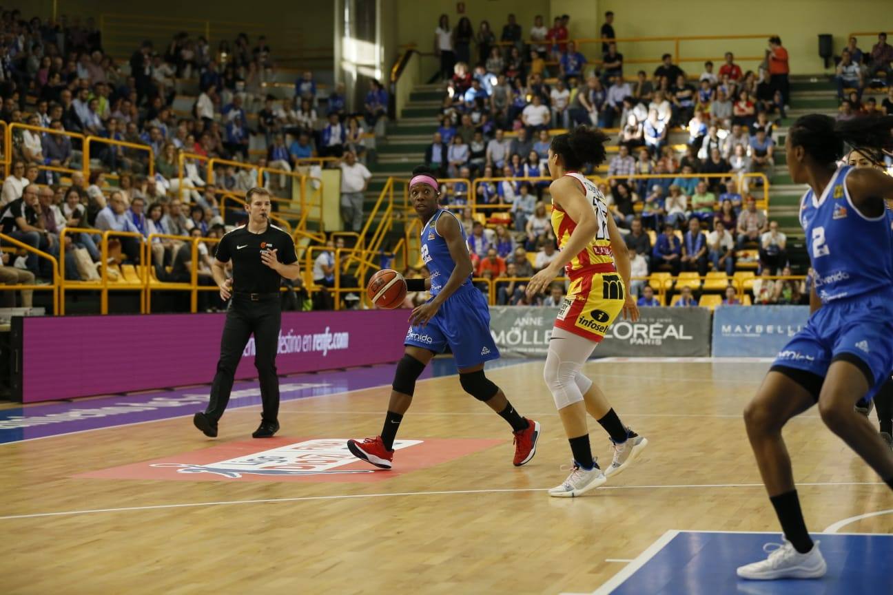 Fotos: Primer partido de la final Avenida-Girona 1