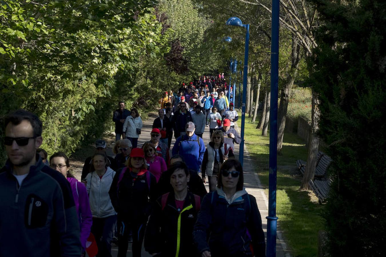 Participantes en la 42 edición de la Marcha Asprona en Valladolid