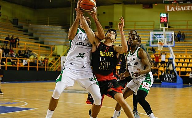 Acción de la primera vuelta en Würzburg. 