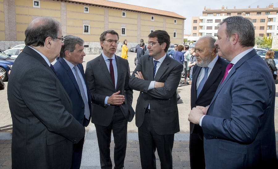 El Foro Económico organizado por El Norte de Castilla cumple diez años. Los presidentes de Castilla y León y Galicia han sido los invitados por este décimo aniversario
