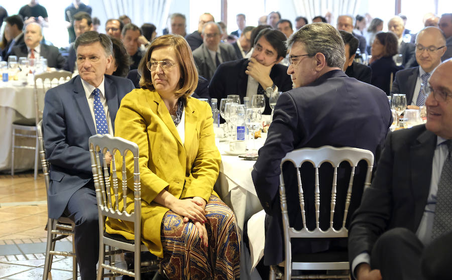El Foro Económico organizado por El Norte de Castilla cumple diez años. Los presidentes de Castilla y León y Galicia han sido los invitados por este décimo aniversario