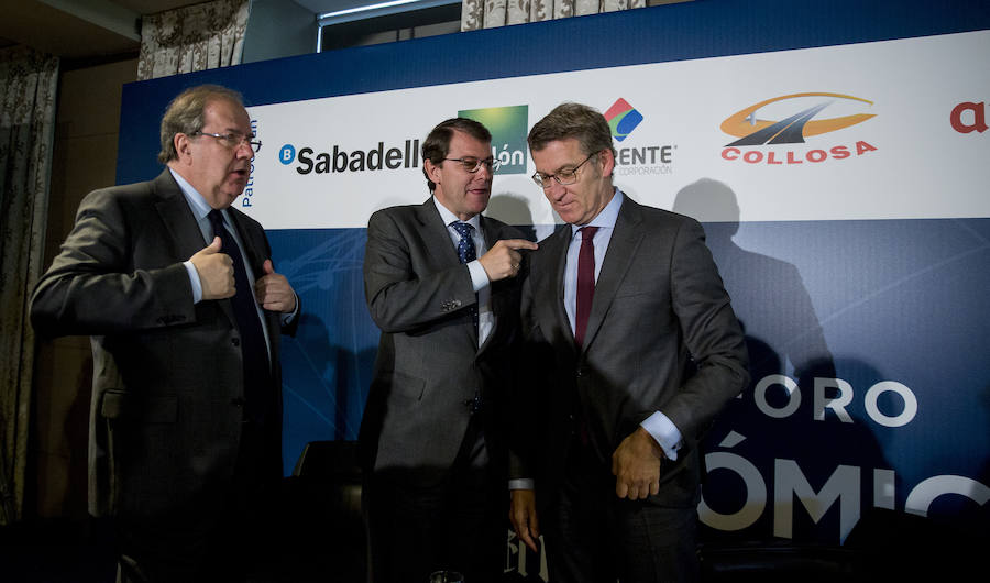 El Foro Económico organizado por El Norte de Castilla cumple diez años. Los presidentes de Castilla y León y Galicia han sido los invitados por este décimo aniversario