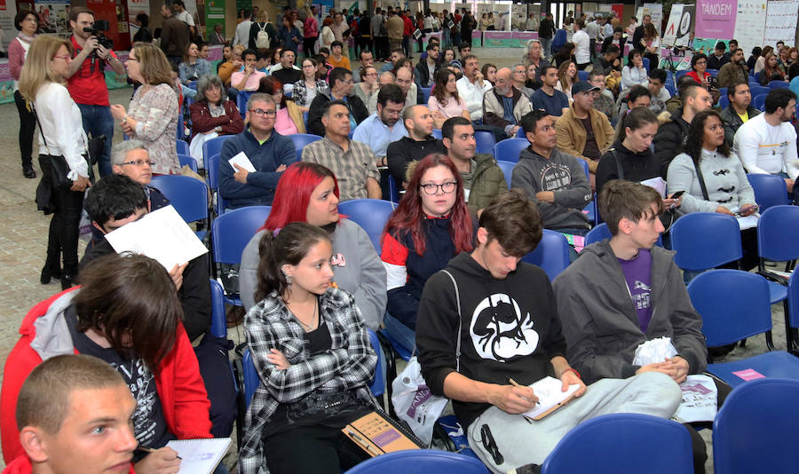 Fotos: Feria Tándem de empleo en el cámpus de la UVA en Segovia