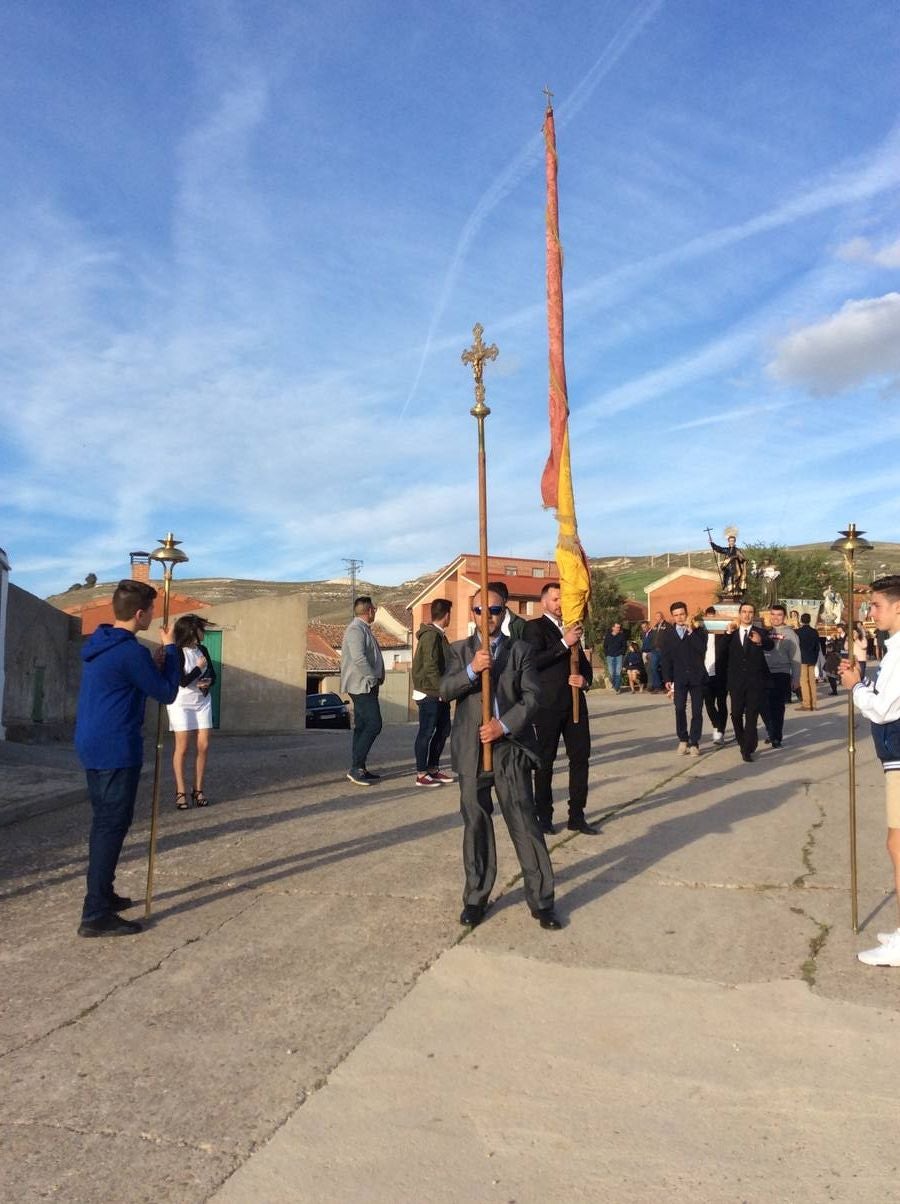 Fotos: Procesión de San Miguel en Castrodeza