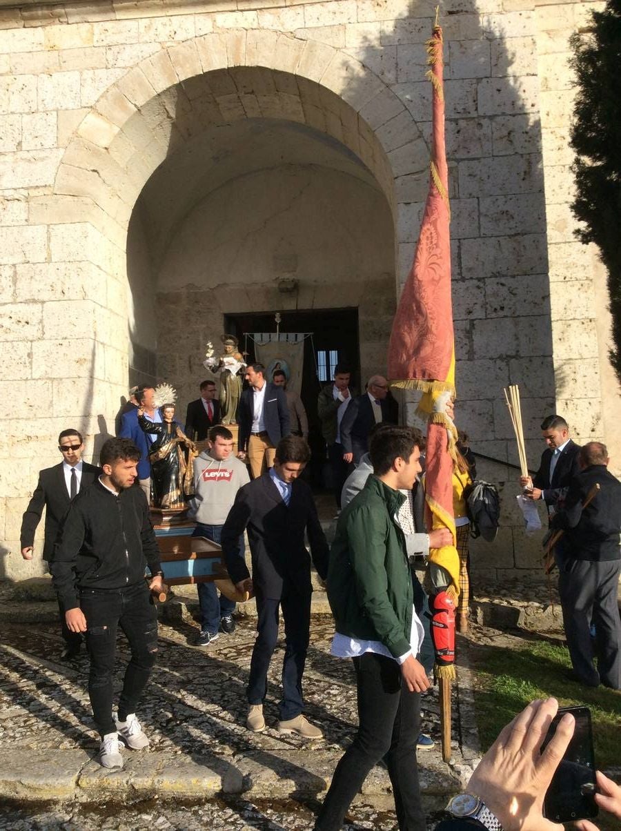 Fotos: Procesión de San Miguel en Castrodeza