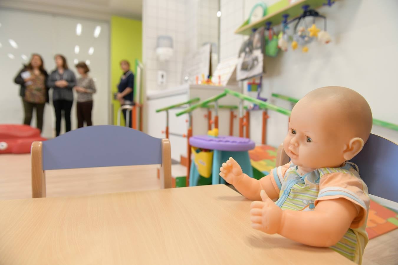 El edificio, en el que se asiste cada día a más de cien personas, triplica el espacio del viejo