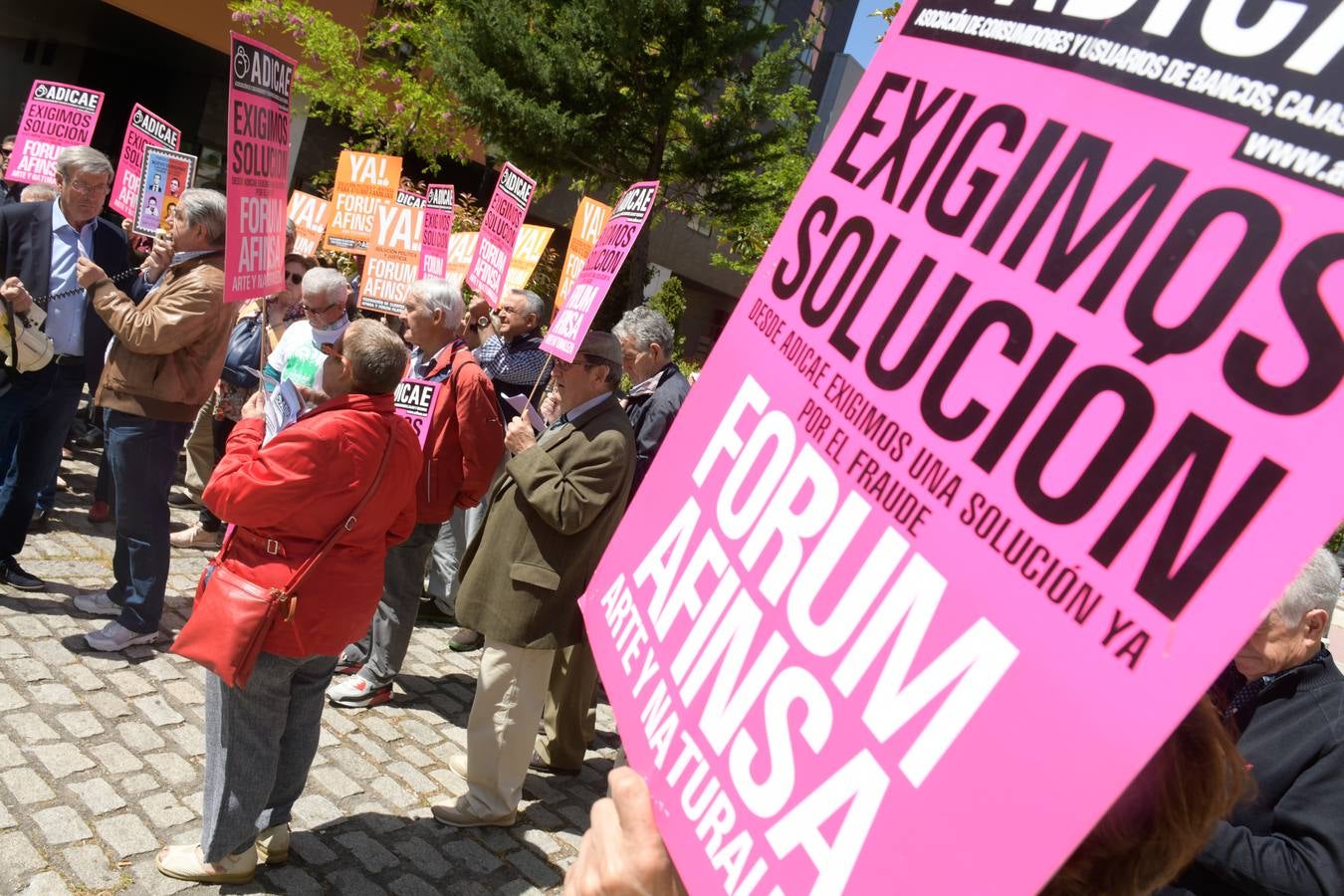 Fotos: Concentración de afectados de Fórum y Afinsa en Valladolid