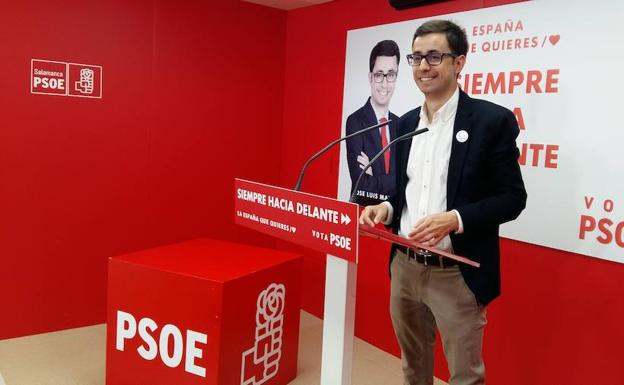 José Luis Mateos presentó ayer las propuestas del PSOE en política social. 