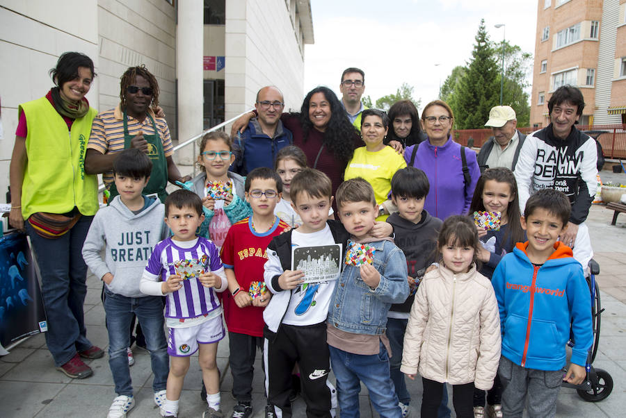 Fotos: Taller de reciclaje y plantación de macetas en La Rondilla
