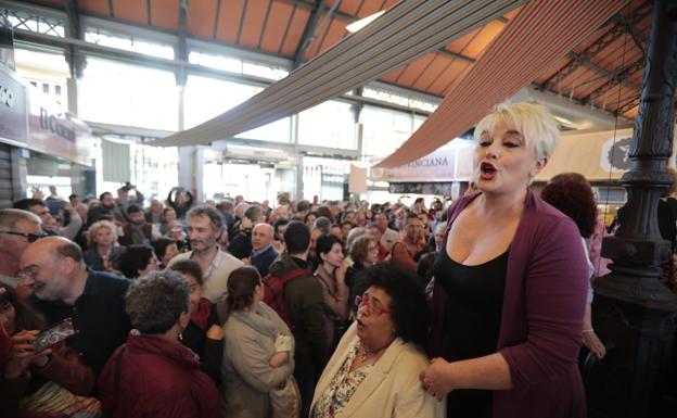 Degustación de arte en el Mercado del Val