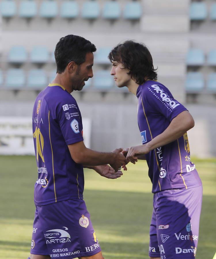 Fotos: Palencia Cristo Atlético 0 - 2 Gimnástica Segoviana