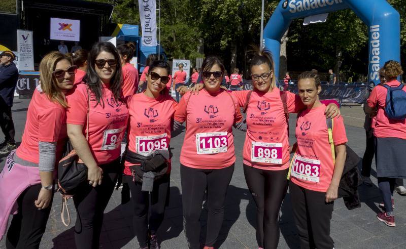 El Campo Grande se tiñó ayer de rosa para disfrutar de la tercera Carrera y Marcha de las Mujeres, que organizó El Norte de Castilla. El triunfo individual fue para Andrea Román (190), pero la clasificación general fue para todas las mujeres.