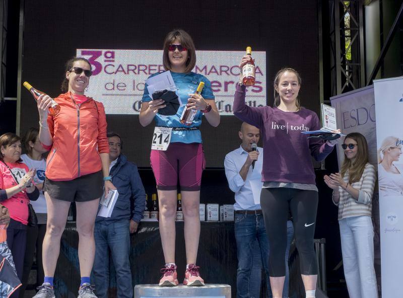 El Campo Grande se tiñó ayer de rosa para disfrutar de la tercera Carrera y Marcha de las Mujeres, que organizó El Norte de Castilla. El triunfo individual fue para Andrea Román (190), pero la clasificación general fue para todas las mujeres.