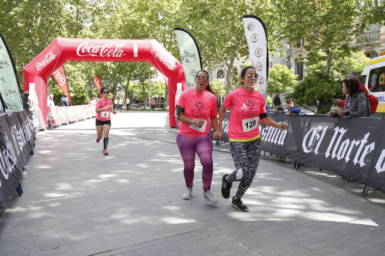 La buena mañana acompañó a las participantes en la Carrera y Marcha de las Mujeres, organizada por El Norte de Castilla. 