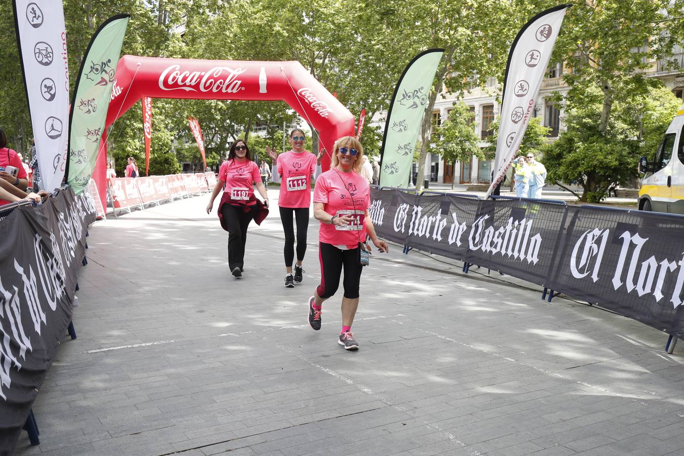 La buena mañana acompañó a las participantes en la Carrera y Marcha de las Mujeres, organizada por El Norte de Castilla. 