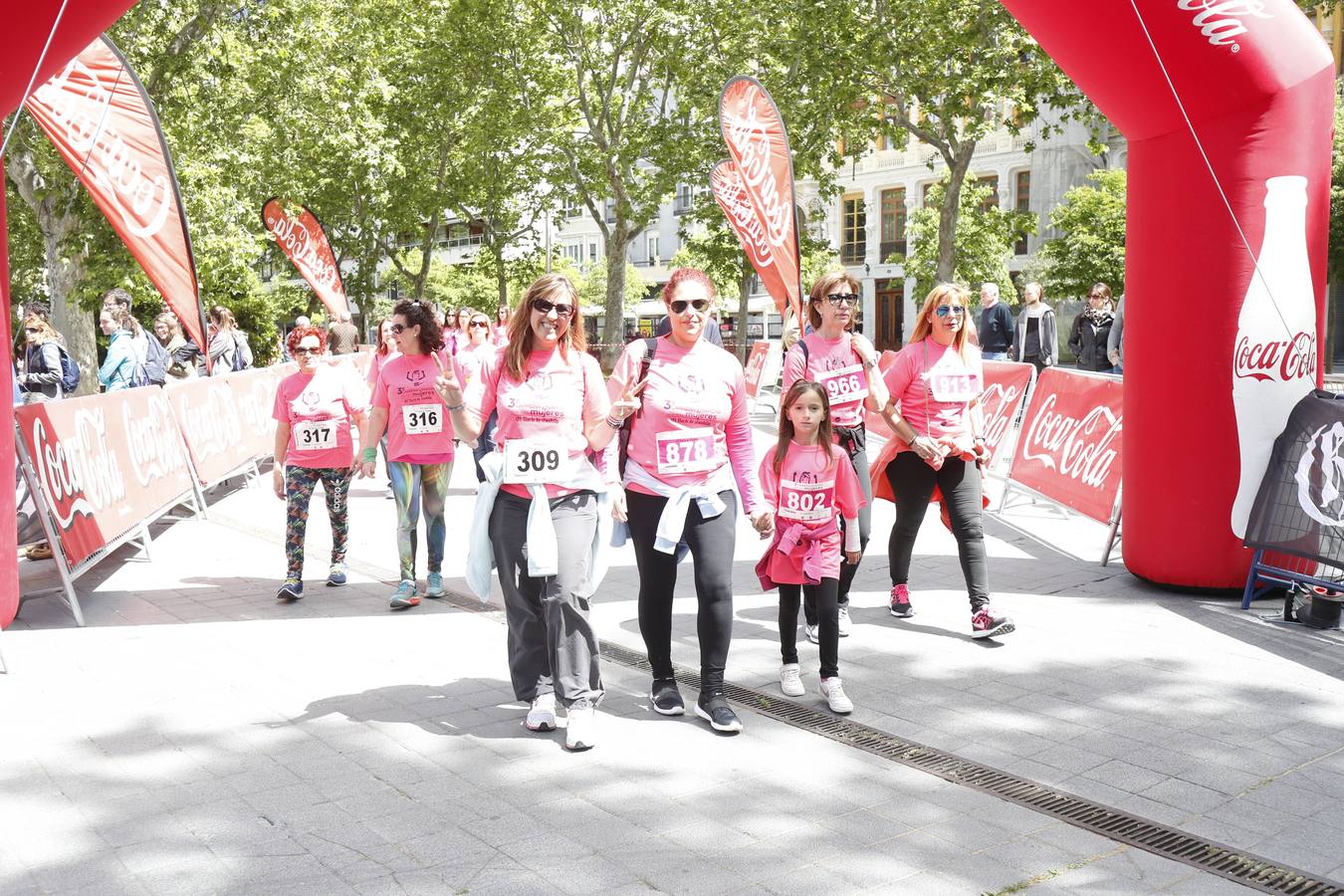 La buena mañana acompañó a las participantes en la Carrera y Marcha de las Mujeres, organizada por El Norte de Castilla. 