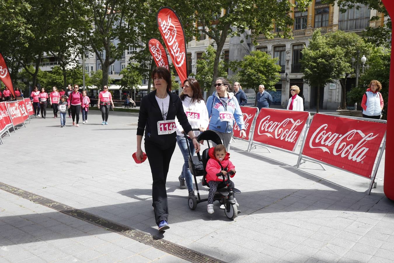 La buena mañana acompañó a las participantes en la Carrera y Marcha de las Mujeres, organizada por El Norte de Castilla. 