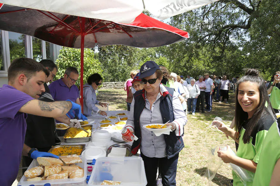 Fotos: Las aulas de mayores de Palencia clausuran el curso con una comida popular