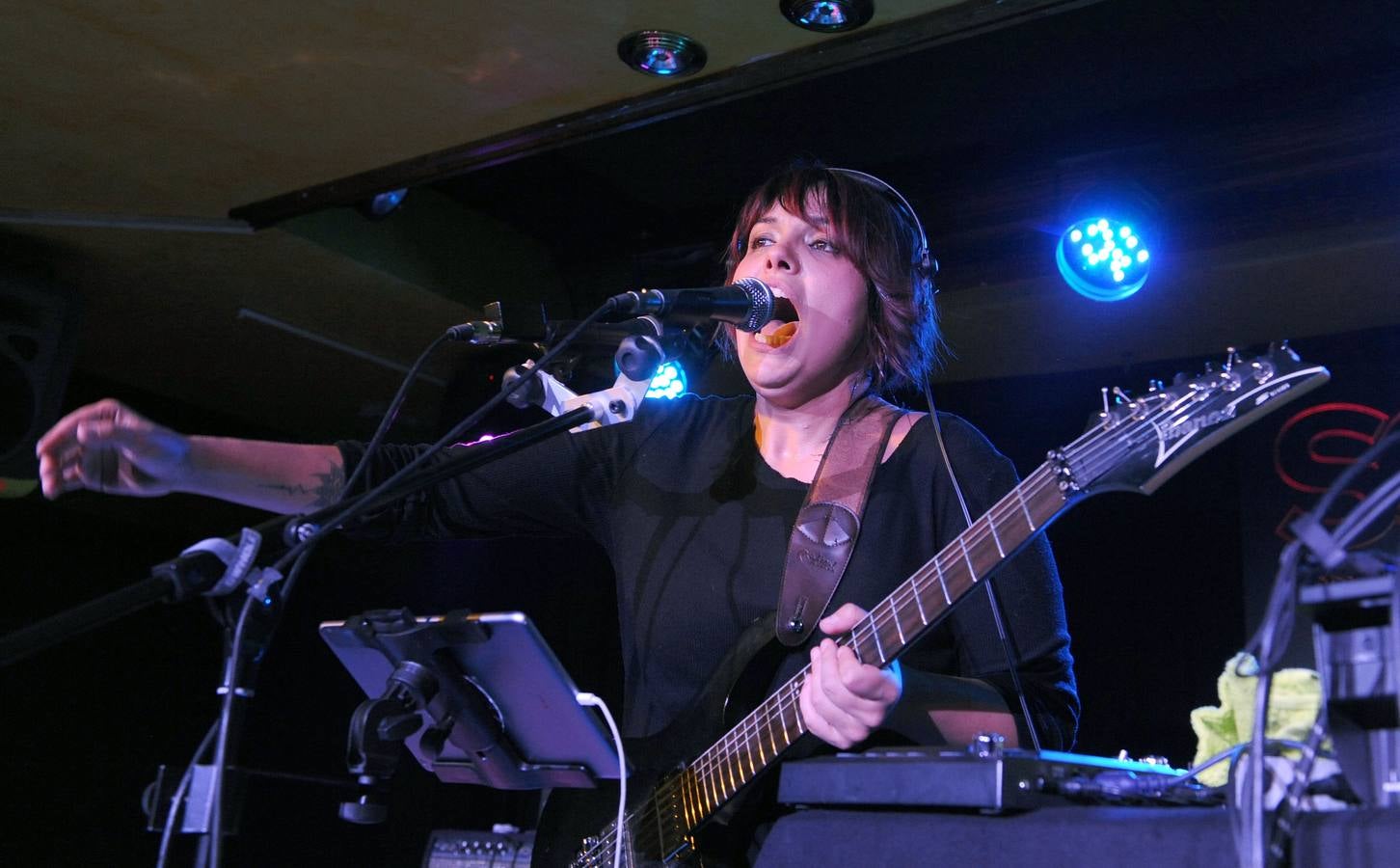 Fotos: Jhana Beat en la sala Porta Caeli de Valladolid