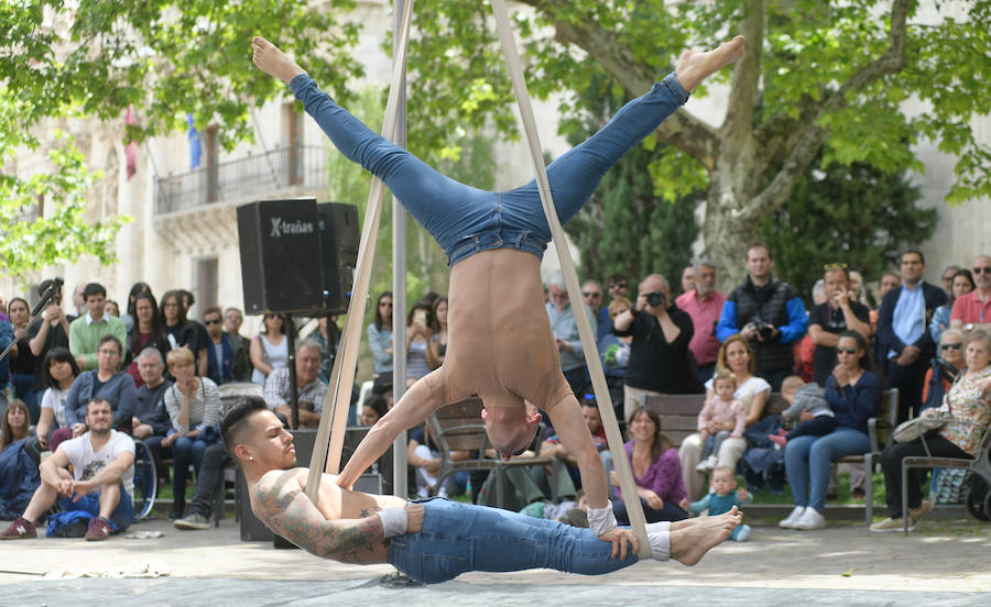 Circo Nuevo Fielato en la Plaza de la Universidad.